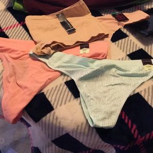 5 pairs of XXL(9) underwear 3 thongs 2 boy shorts